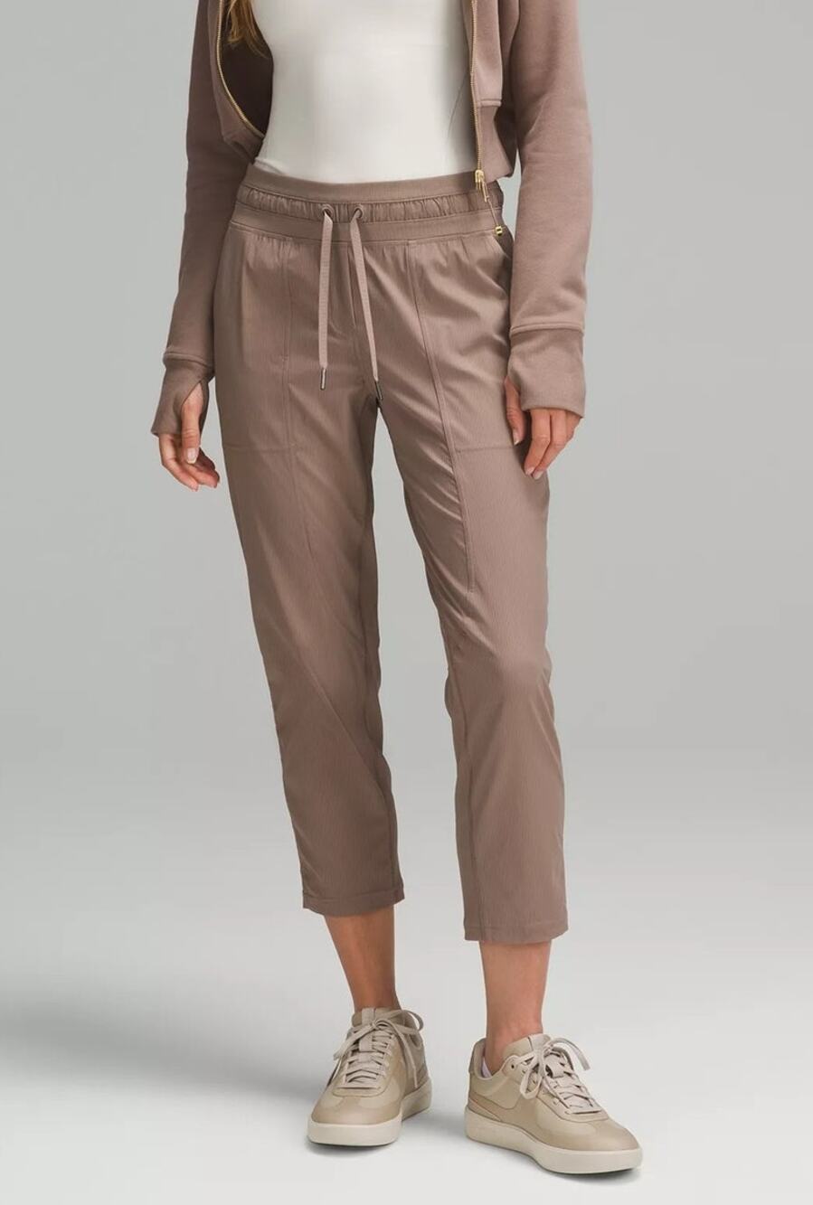 Lululemon Dance Studio Pants Crop Size 6 Taupetastic Athletic Athleisure Workout